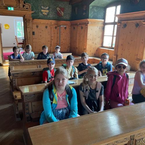 Halltag 3b